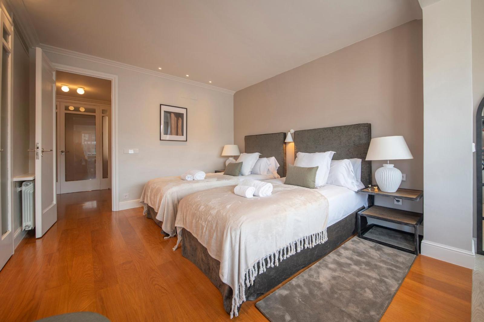Atico Duplex Con Cinco Apartamento *