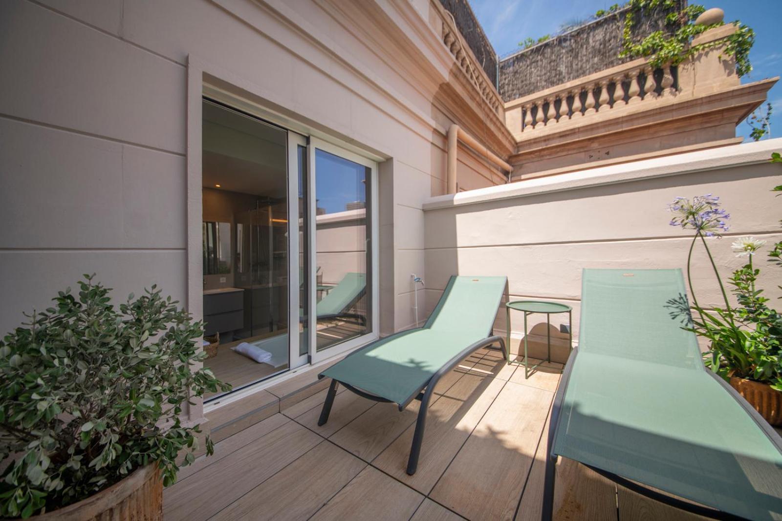 Apartamento Atico Duplex Con Cinco *