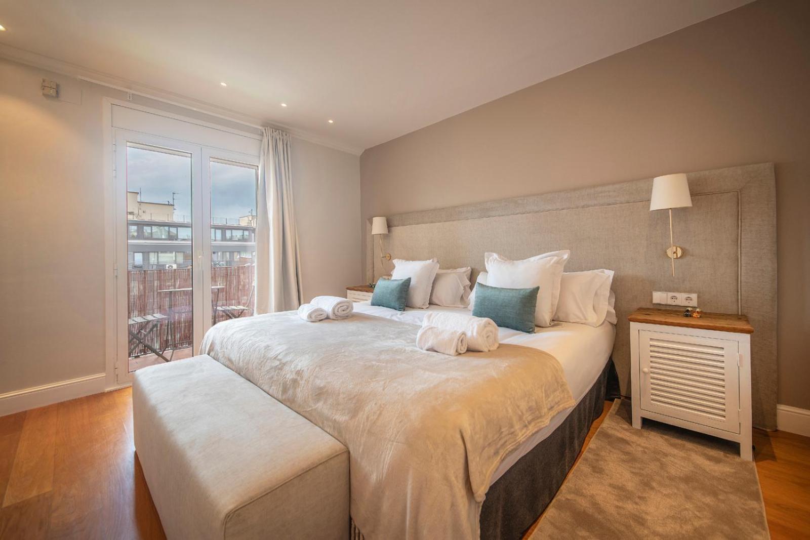 Apartamento Atico Duplex Con Cinco *